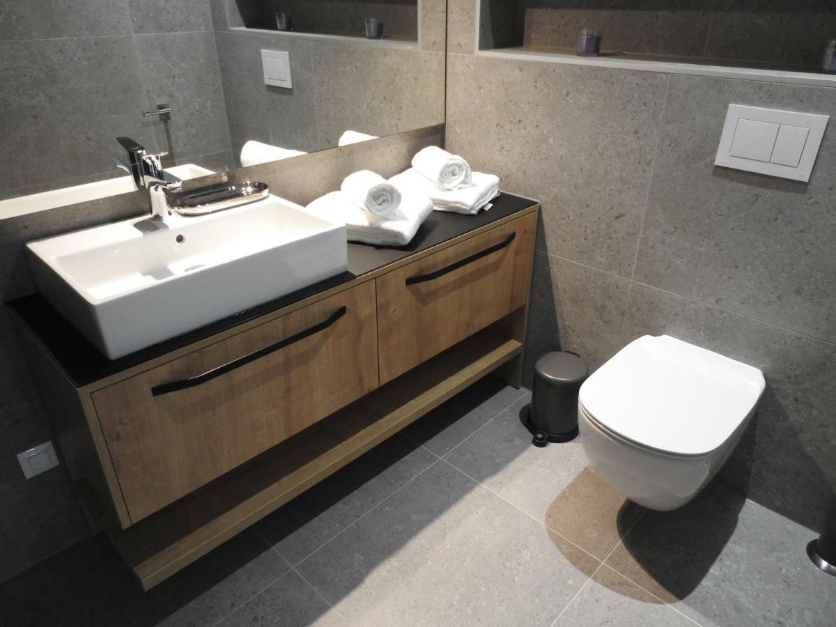 Luxury Apartments Magali โรวีน ภายนอก รูปภาพ