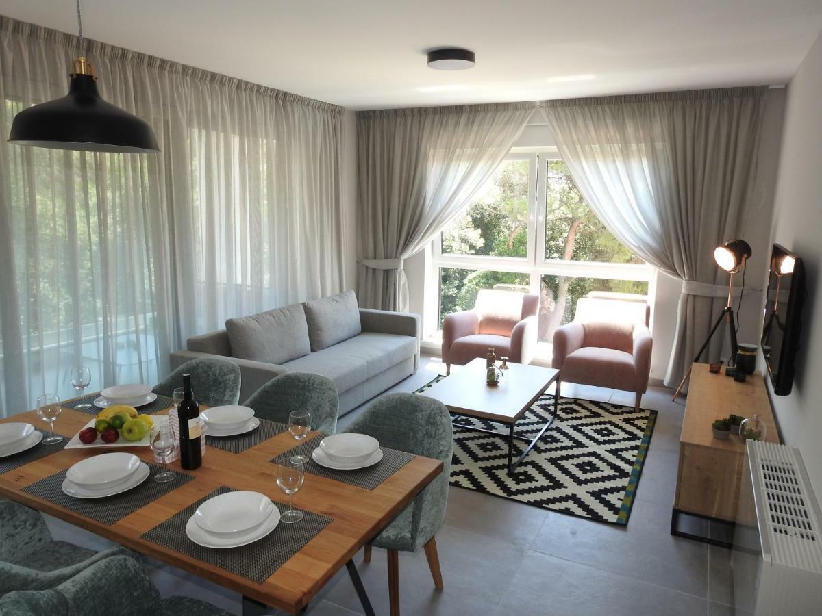 Luxury Apartments Magali โรวีน ภายนอก รูปภาพ
