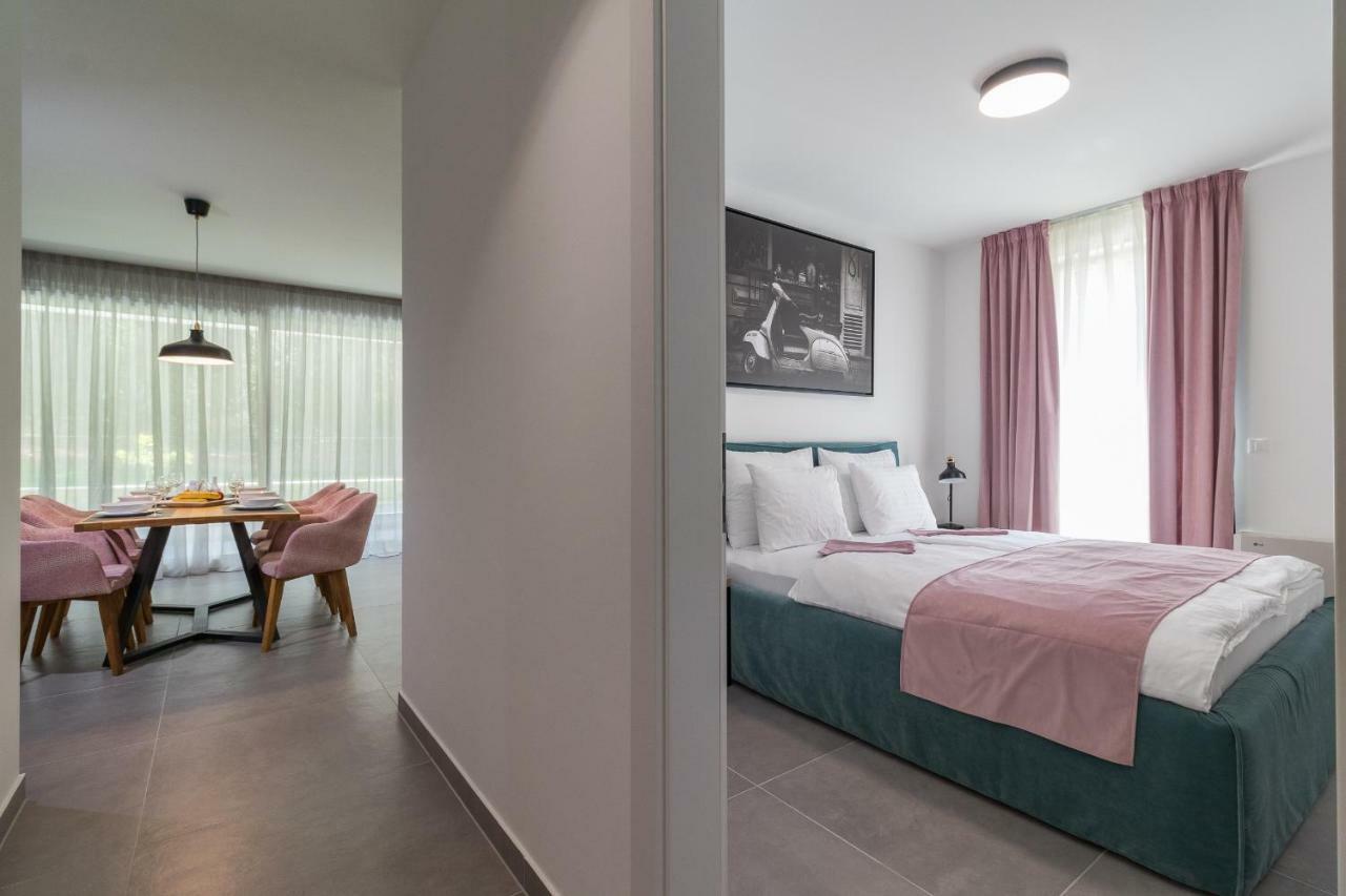 Luxury Apartments Magali โรวีน ภายนอก รูปภาพ