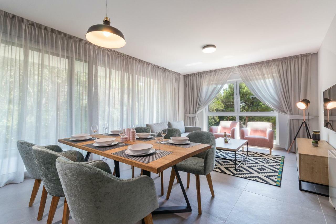 Luxury Apartments Magali โรวีน ภายนอก รูปภาพ