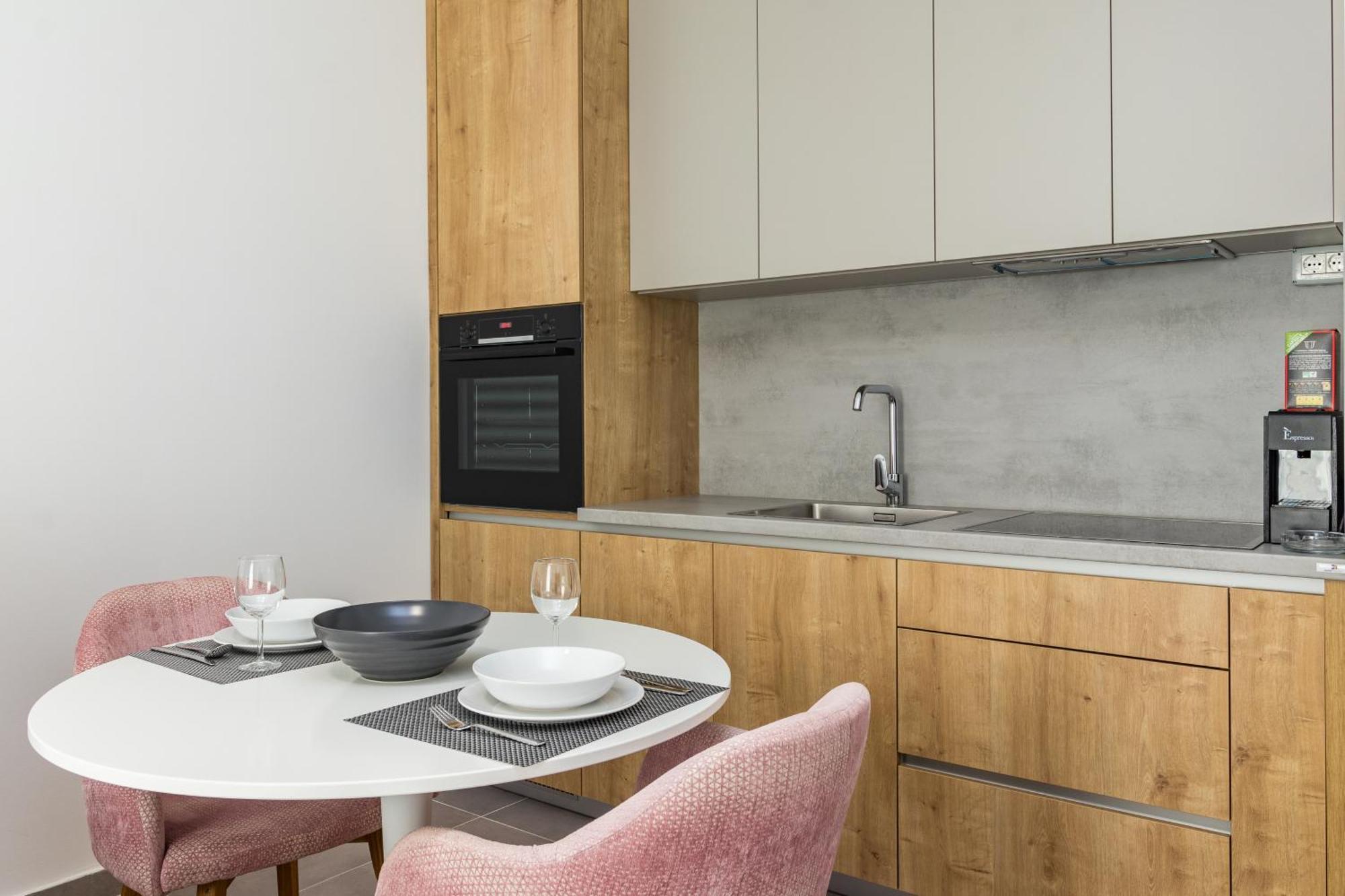 Luxury Apartments Magali โรวีน ภายนอก รูปภาพ